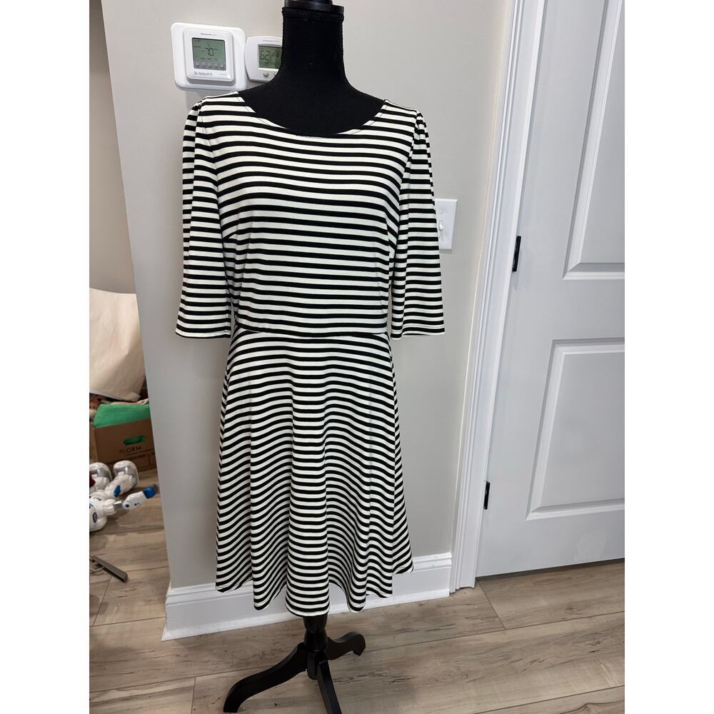 Pixley Kathy Dress Black & Cream Stripes Stretch A-Line Fit & Flare V-Back Large - Picture 1 of 8